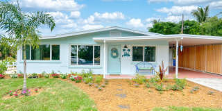 1315 NE Flora Place Gallery 1