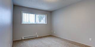 Awesome location near Salish Ponds City Park. Gallery 57