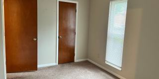 695 Riverview Gallery 9