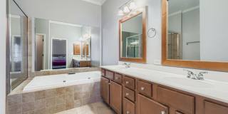 6414 Queens Court Trace Gallery 14