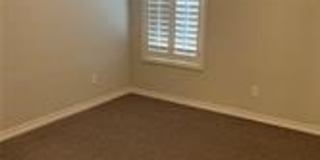 1342 Virginia Avenue Gallery 10