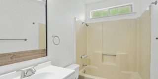 1402 Rose Ave Gallery 14