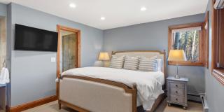 364 Ridge Road Gallery 25