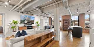 Fully Furnished Designer Loft with Parking & Monument Views! Gallery 1