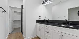 10928 Norwich Avenue Gallery 16