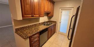 2020 NE 56TH ST Gallery 1