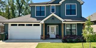 Coming Soon! Stunning 3/2.5/2 with a Study! Gallery 1