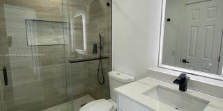 3201 NW 4th Ter Gallery 6