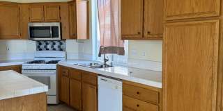 Beautiful 4 bedroom home soon available for rent! Gallery 5