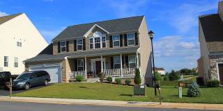 4 bed, 2.5 bath, Single Family Home in Charles Town, WV Gallery 1