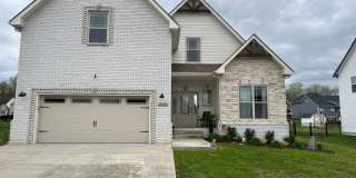 Georgous Large Open Floor Plan Home with Easy Commute to Nashville Gallery 1