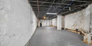 5452 CATHARINE Street Gallery 30
