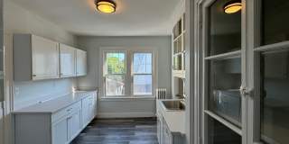 1253 Forest Road Gallery 21