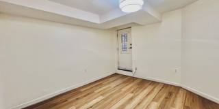 Columbia Heights| 900 sqft 2bd, 1bth|Townhouse English Bsmt Apt| Shared Back Patio Gallery 8