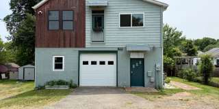 1500 Meridian Street - Modern Industrial Retreat in the Heart of Charlottesville! Gallery 4