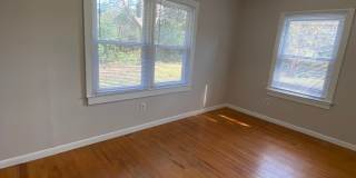 3 Bed 2 Bath Cottage in Midtown! Gallery 14