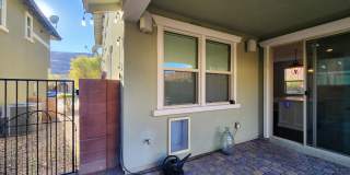 Beautifully renovated, cul-de-sac, Mesa Park adjacent home in Summerlin. Gallery 78