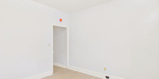 2 Bedroom Single Family on Penn with Bonus Room Gallery 11