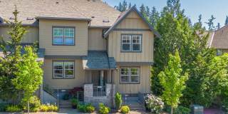 Must See! Luxury Townhome in West Sylvan Hills - Clubhouse/Pool/Garage! Gallery 1