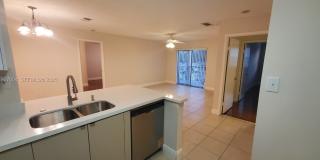 2209 South Cypress Bend Drive Gallery 2