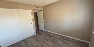 Victorville Green Tree Home- Refurbished 4 Bedrooms, 2 Bathrooms, New Paint, Gallery 27
