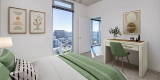 EVIVA On Cherokee Gallery 82