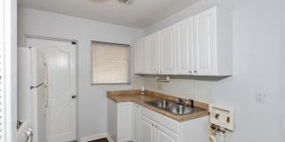 560 Winton Terrace NE Gallery 8