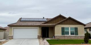 Beautiful 3 bedroom plus bonus room Home Gallery 1