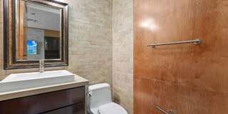 1743 South Barrington Avenue Gallery 6