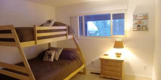 3 Bedroom - Central Incline! Gallery 8