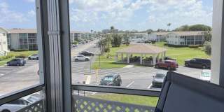 210 Horizon Street E Gallery 11