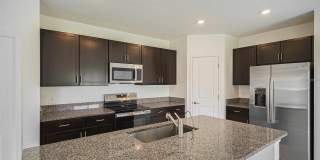 2871 SILVER SCALLOP Loop Gallery 5