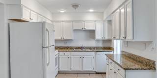 Remodeled 3/2 off Indian School & 43rd Ave Gallery 4