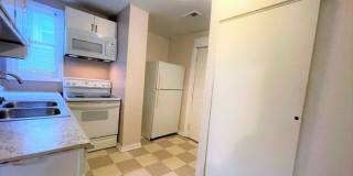 COMING SOON- 2 Bed 1 Bath Home! Gallery 7