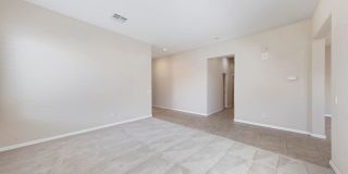 GUARD GATED ANTHEM COUNTRY CLUB SINGLE STORY HOME Gallery 9