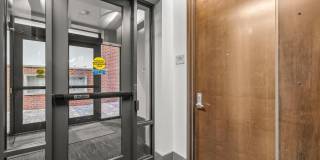520 JOHN CARLYLE Street Gallery 41