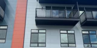 Luxury Living In Midtown - 3bed 2.5bath Townhome Gallery 3