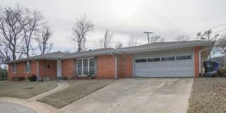 Must see 3 bed, 2 bath home near the University of Oklahoma campus. Gallery 1