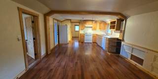 For Rent: 2 Bed/1 Bath Home Downtown Gallery 15