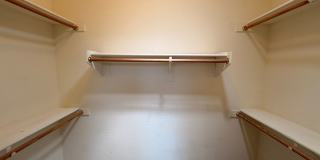 *NEW* Custom Paint/*NO* Carpet 3 BD/2 Bath Spacious Surprise Home! Gallery 17