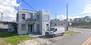 18300 W Dixie Hwy Gallery 1