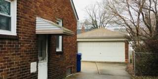3 Bed 1.5 Bath NO SEC8 OPEN HOUSE SAT 8/29 2-4pm, SUN 8/30 12:30-2:30pm Gallery 3