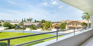 5950 PELICAN BAY PLAZA S Gallery 25