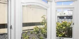 825 Pine Street Gallery 26