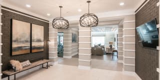 Vintage Foxland Apartments Gallery 23