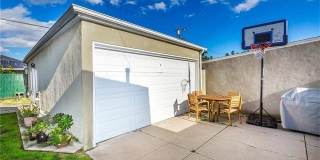 2530 S Bentley Avenue Gallery 22