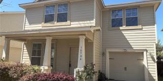 Fantastic Townhome in South Austin's Sweetwater Glen Neighborhood Gallery 1