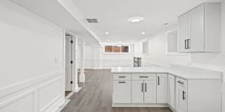 3934 N Sawyer Avenue Gallery 11