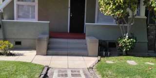 819 N Dos Robles Place Gallery 1