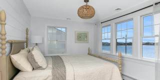 306 Ocean Road Gallery 24